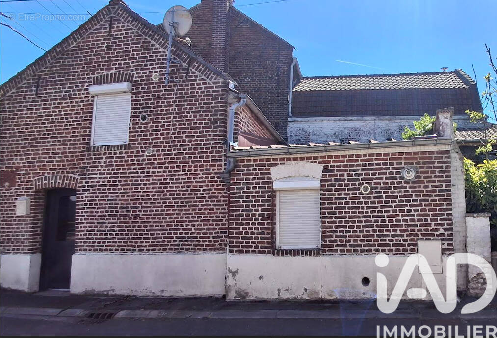 Photo 1 - Maison à BETHUNE