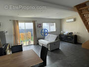 Maison à SAINT-SIMEON-DE-BRESSIEUX