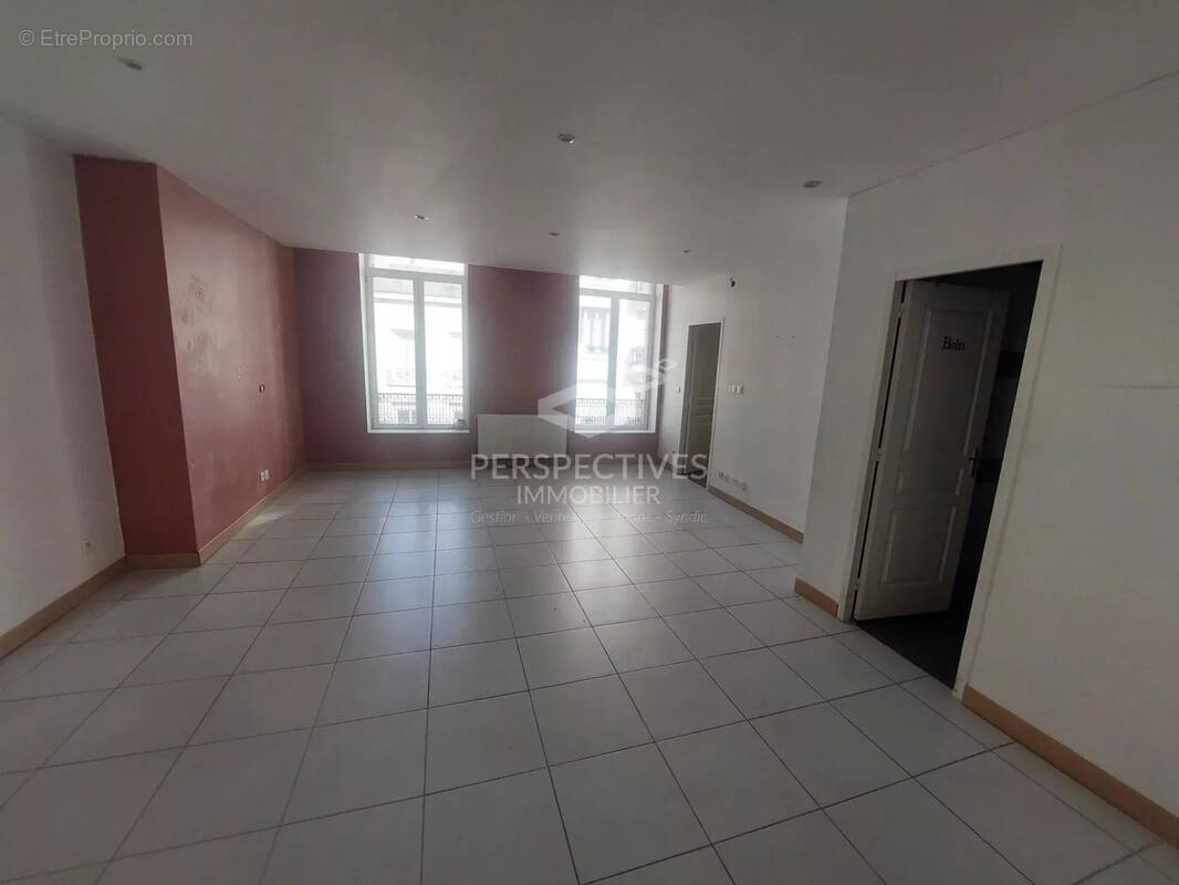 Appartement à SAINT-ETIENNE