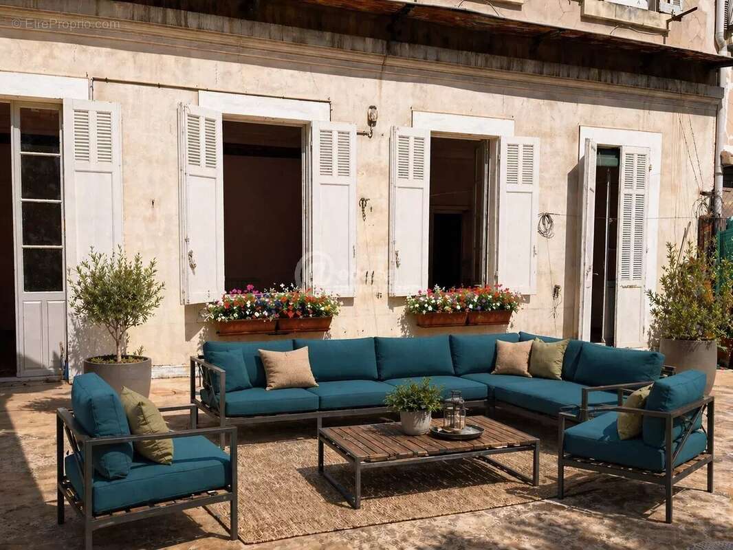 Appartement à MARSEILLE-6E