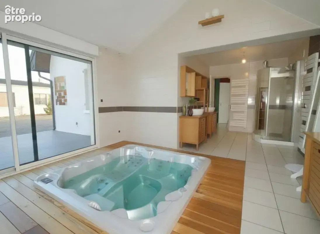 02240 SERY LES MEZIERES  EXCLUSIVITÉ Vie de plain pied  5 chambres Jacuzzi privatif  DPE C dépendances - photo 6