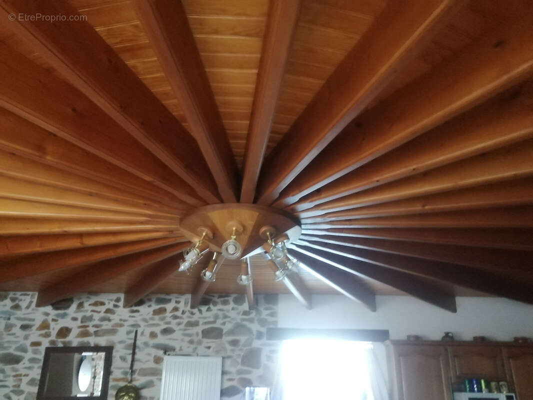 Maison de campagne avec garage et terrain non attenant - photo 6