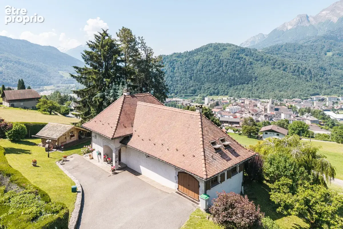 Maison familiale 7 pcs - 277m2 - Vue panoramique sur les montagnes - photo 11