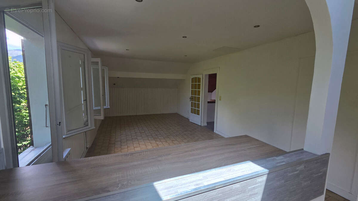 Maison à MARNAZ