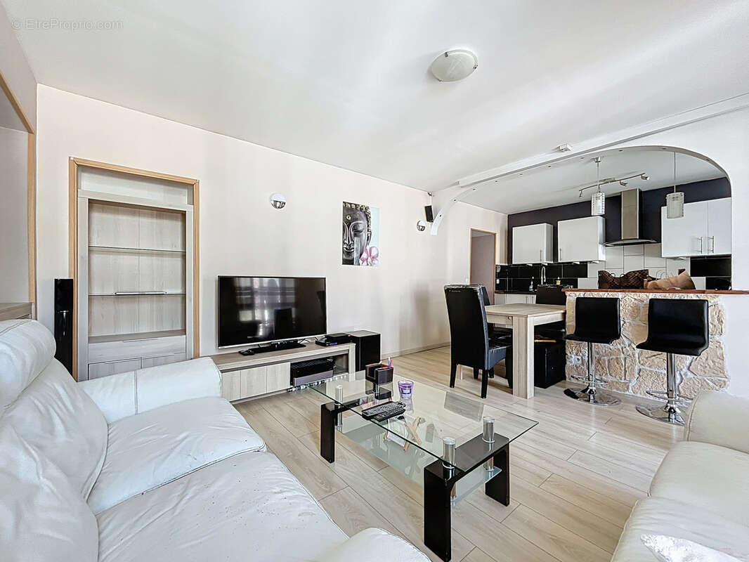 Appartement à AIX-LES-BAINS