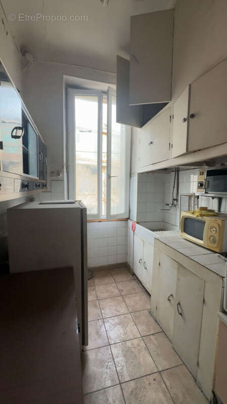 Appartement à MARSEILLE-2E