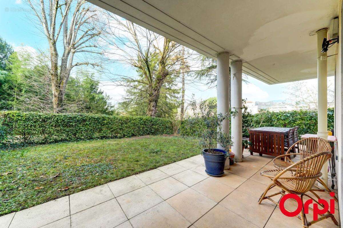 Appartement à CALUIRE-ET-CUIRE