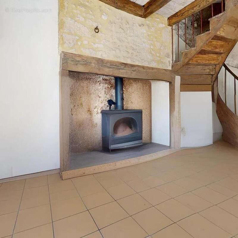 wCzLsPNQ2ggLivingRoom - Maison à COUX-ET-BIGAROQUE