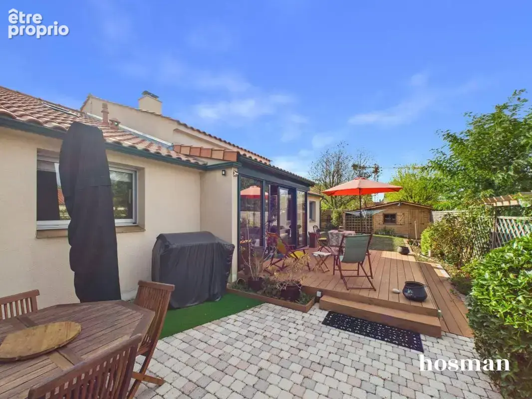 Chaleureuse maison familiale de 174 m² avec terrasse et jardin - Rue de Plaisance, Les Sorinières - photo 3