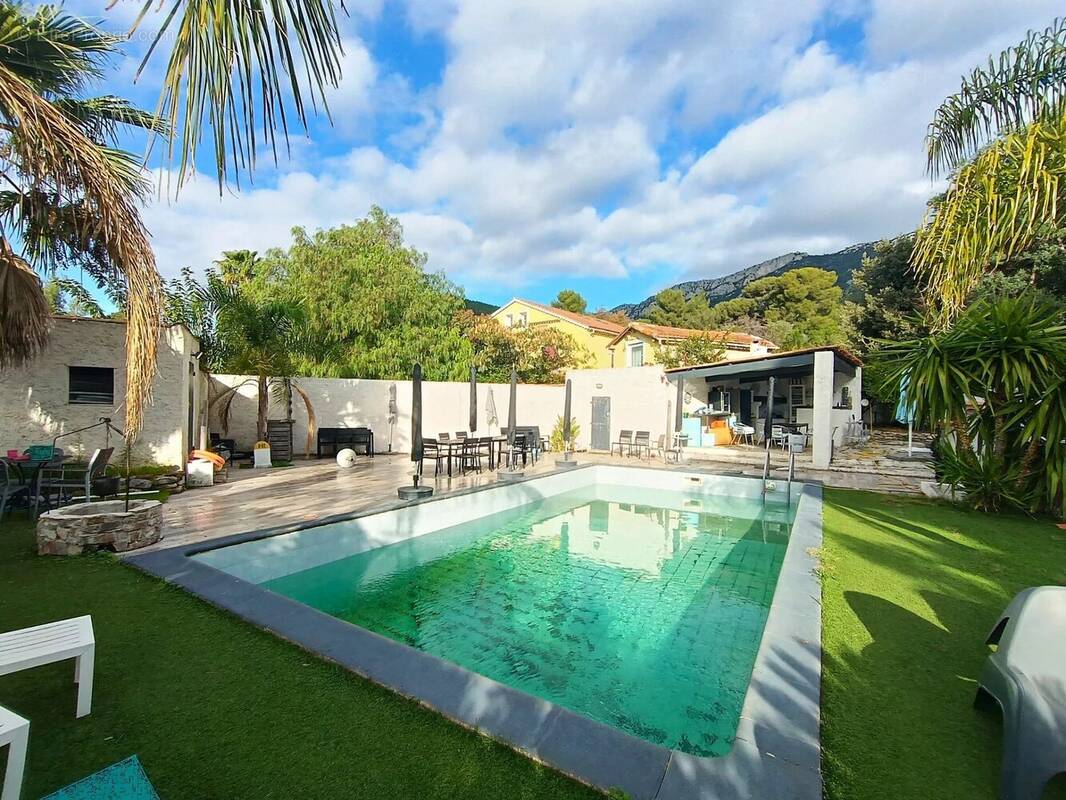 Maison à LA VALETTE-DU-VAR