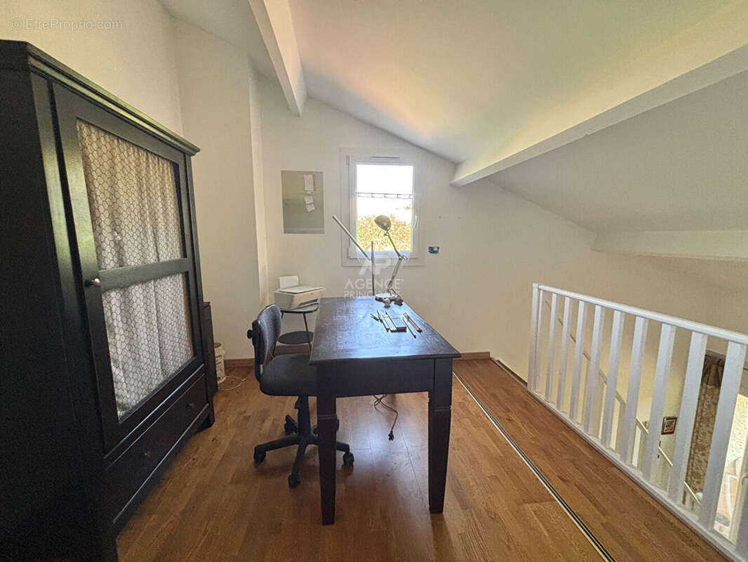 Maison 6 pièces à vendre à Cergy - Secteur Préfecture - Rare sur le marché - photo 6