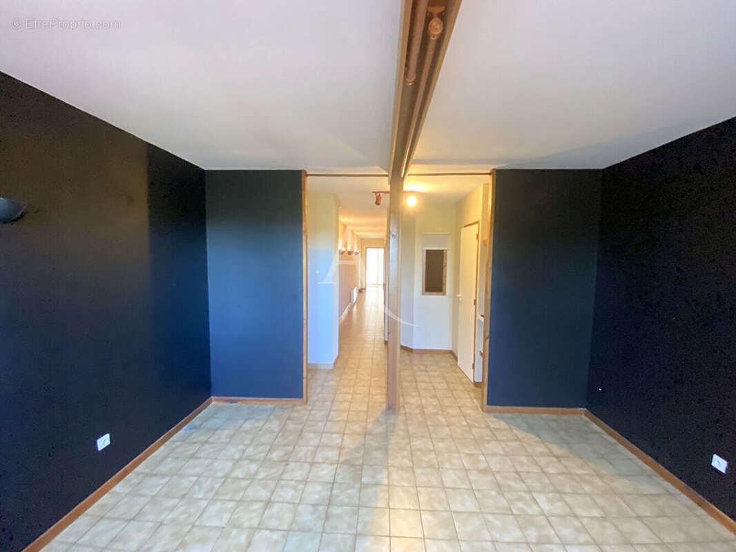 Commerce à CASTELNAUDARY