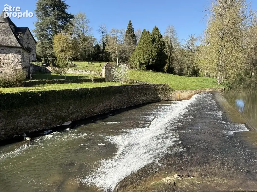 Ségur Le Château, un des plus beaux villages de France - photo 22