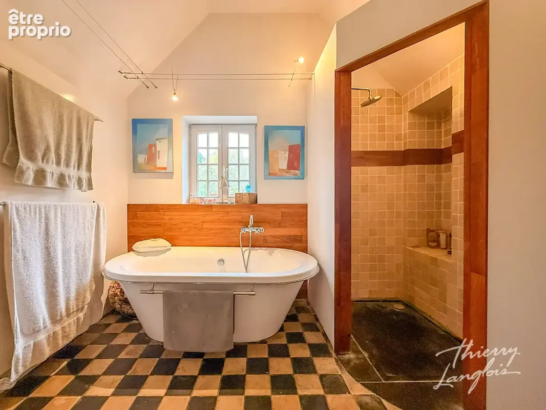 Fermette de caractère au cœur d’avelin   197 m2 habitables   jardin sud-ouest et parking - photo 10