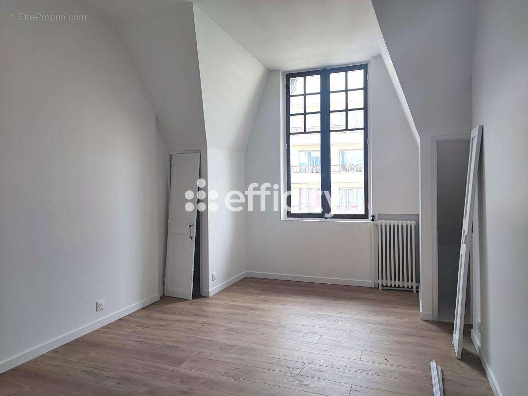 Maison à FONTENAY-SOUS-BOIS