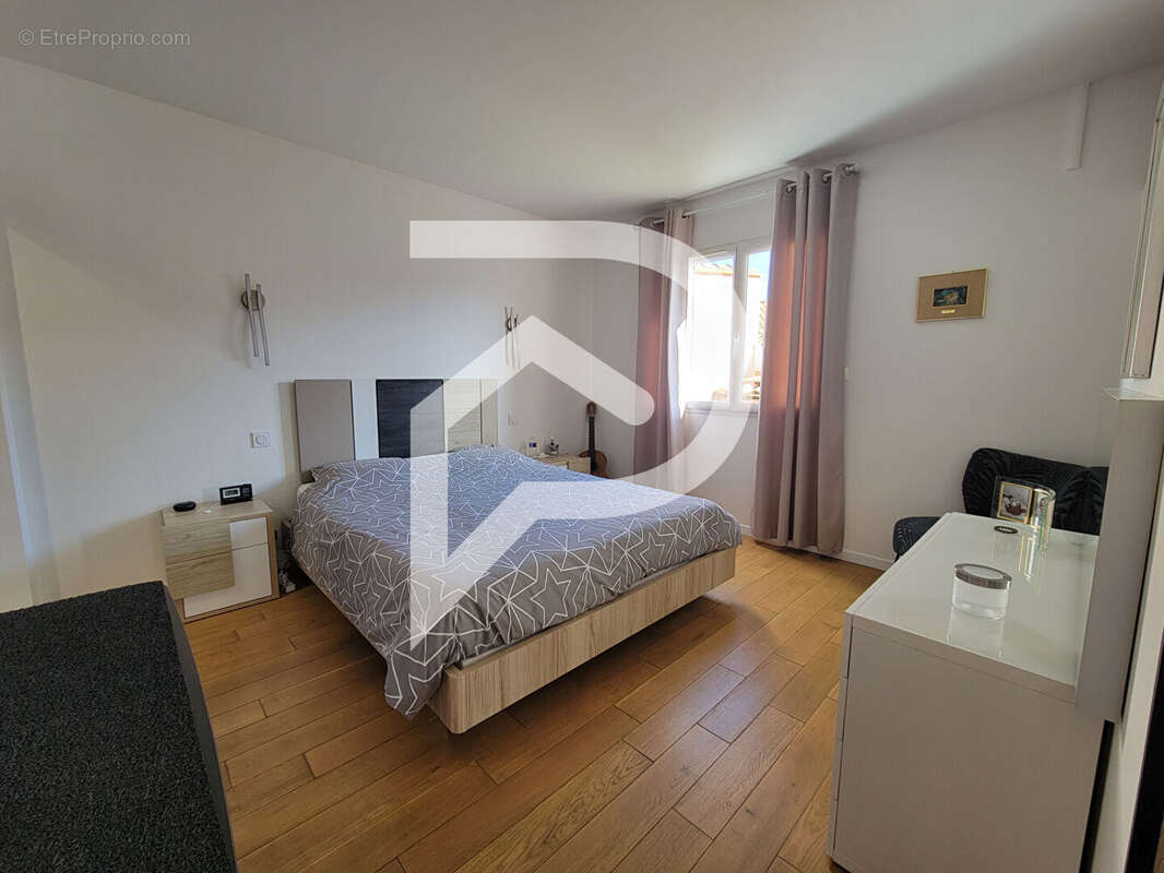 Maison à LATOUR-BAS-ELNE