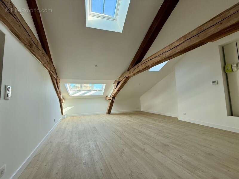 Appartement à PARAY-LE-MONIAL