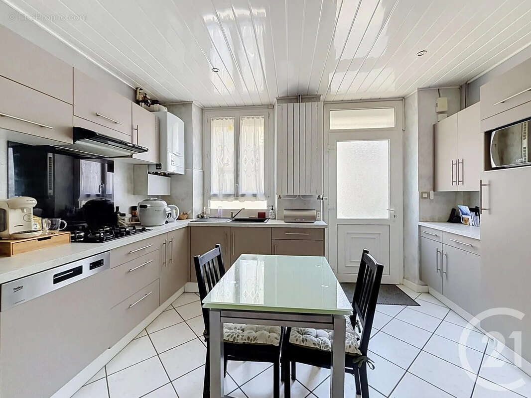 Maison 135 m² à Romilly-Sur-Seine  - photo 7