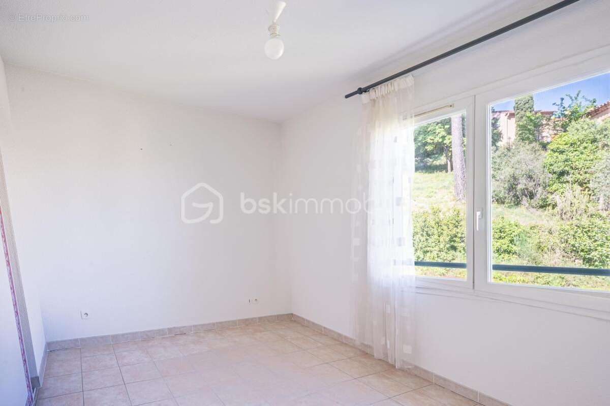 Appartement à HYERES