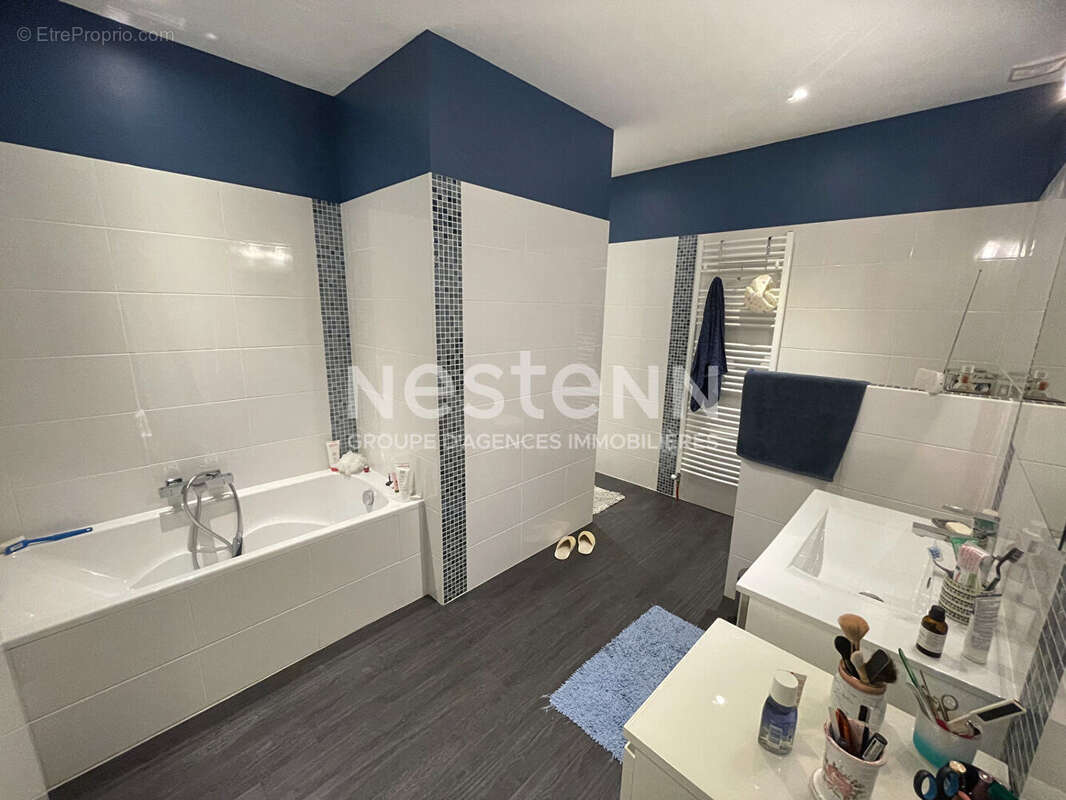 Maison à FAINS-VEEL