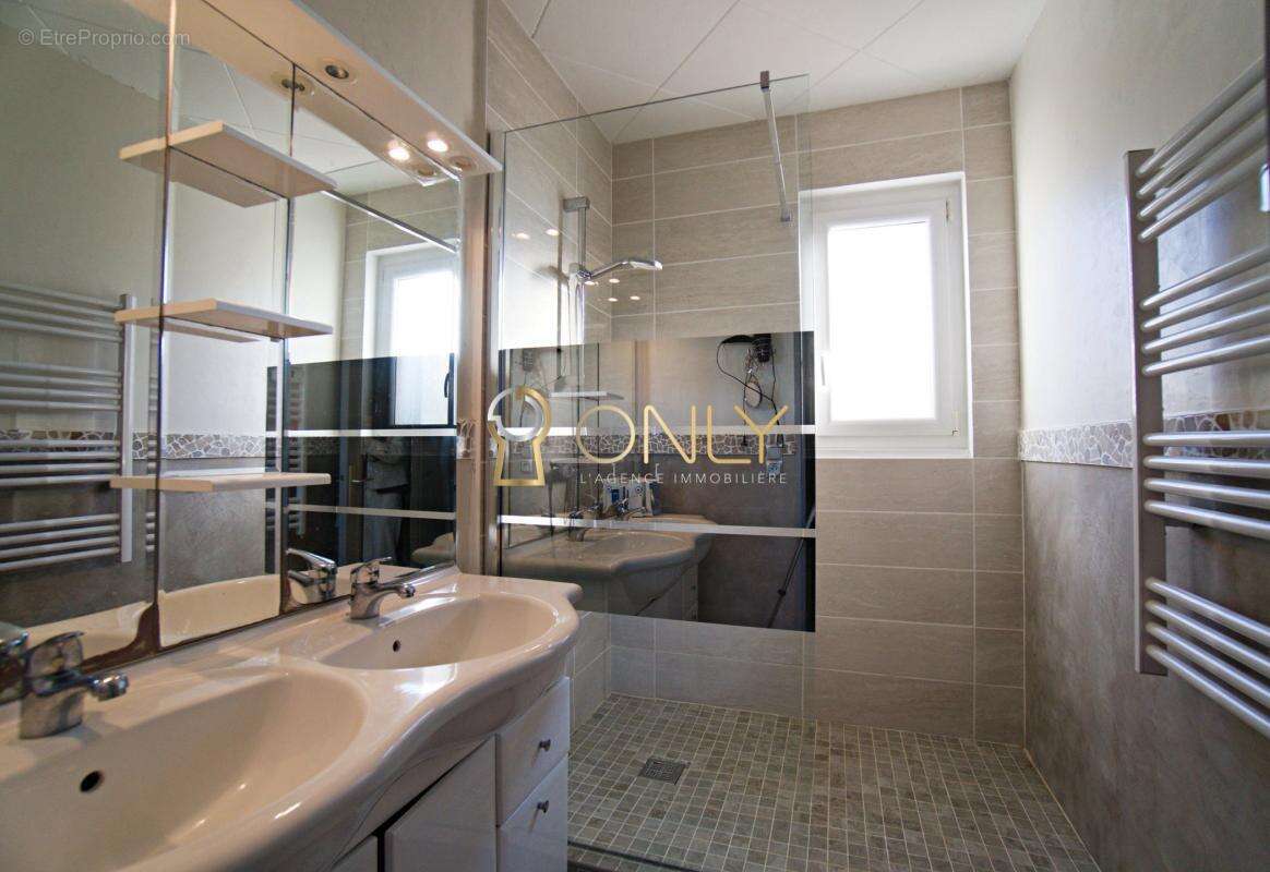 Maison à SAINT-ANDRE-DE-CORCY