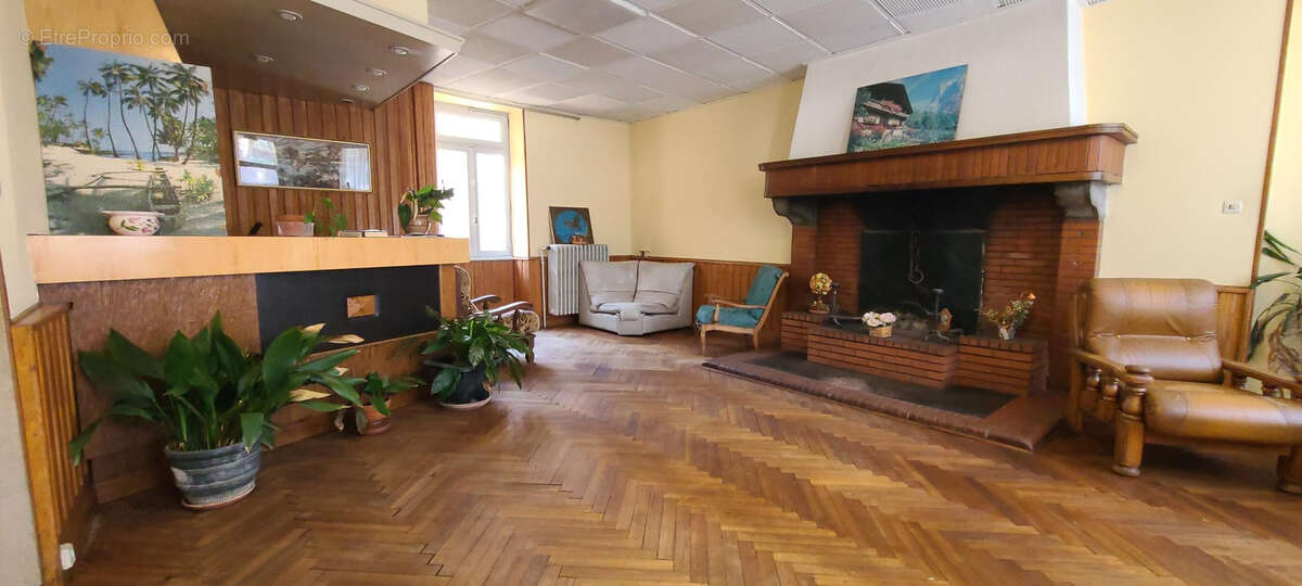 Appartement à MONTREJEAU