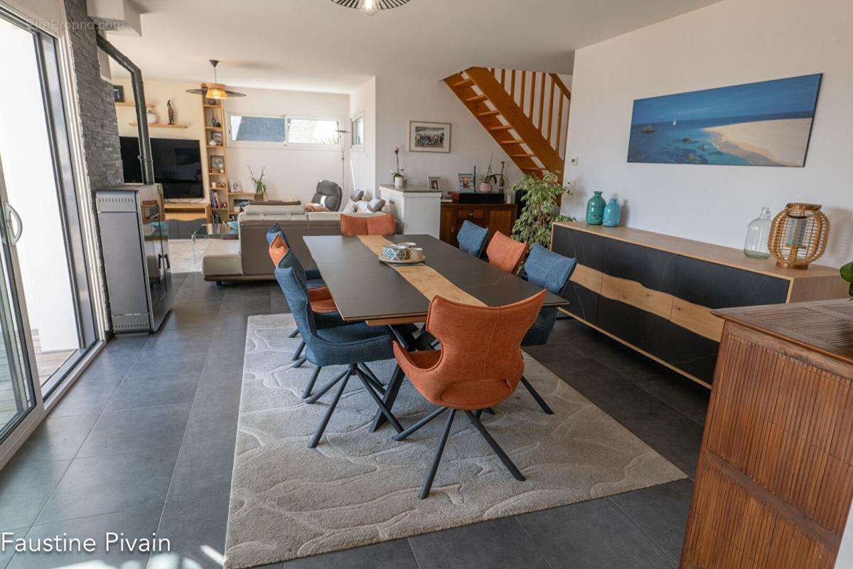 Belle propriété contemporaine vue golfe - photo 6