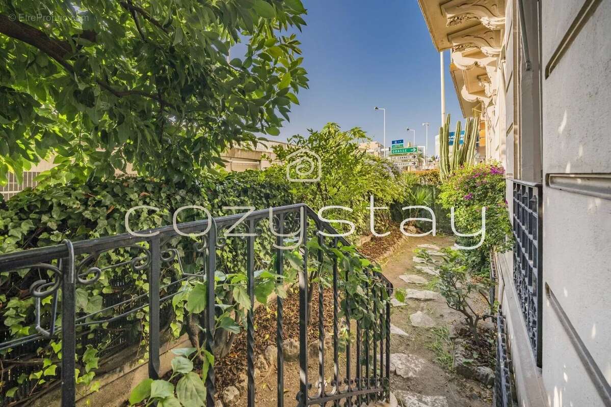 Appartement à CANNES