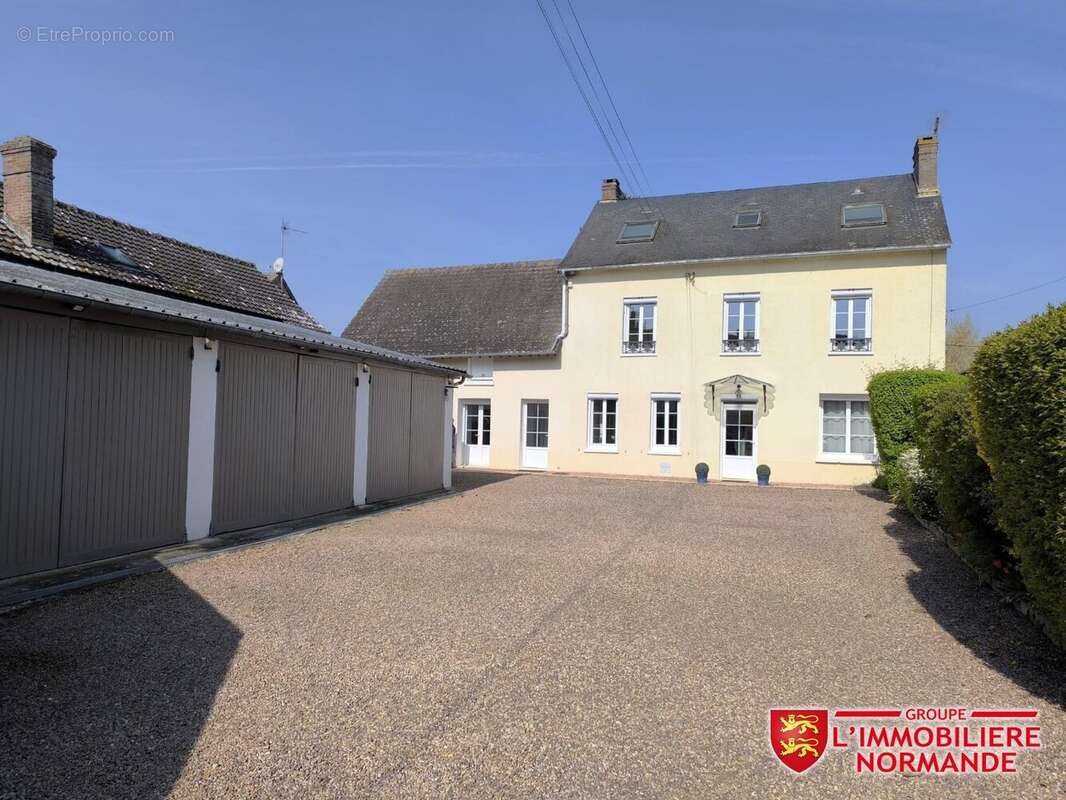 Maison à BREUILPONT