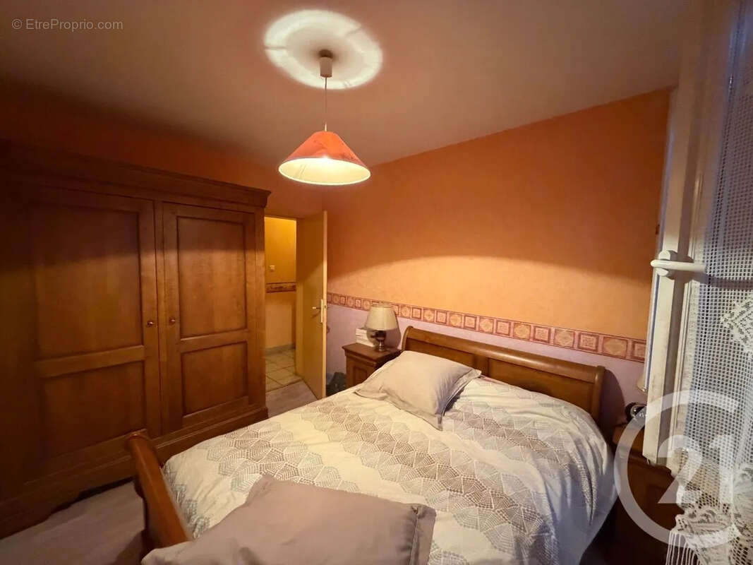 Appartement 69 m² à Aurillac  - photo 5