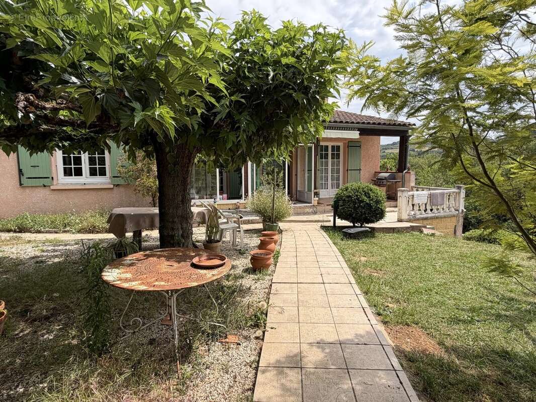 Maison à CAMPAGNE-SUR-AUDE