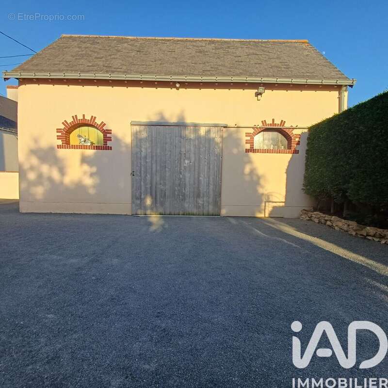 Maison 144 m² à Saint-Georges-Sur-Loire  - photo 5