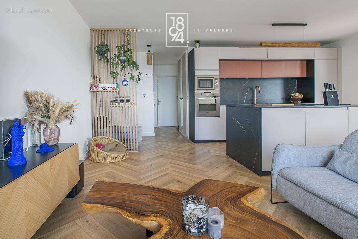 Appartement à MARSEILLE-16E