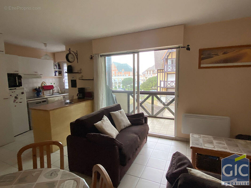 Appartement à DIVES-SUR-MER