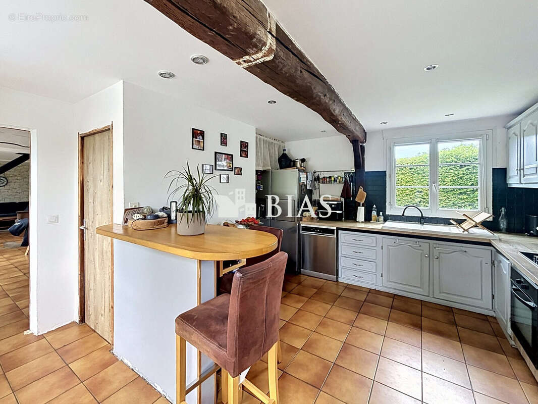 Maison à FLEURY-SUR-ANDELLE