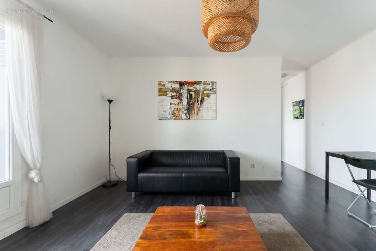 Appartement à MARSEILLE-3E