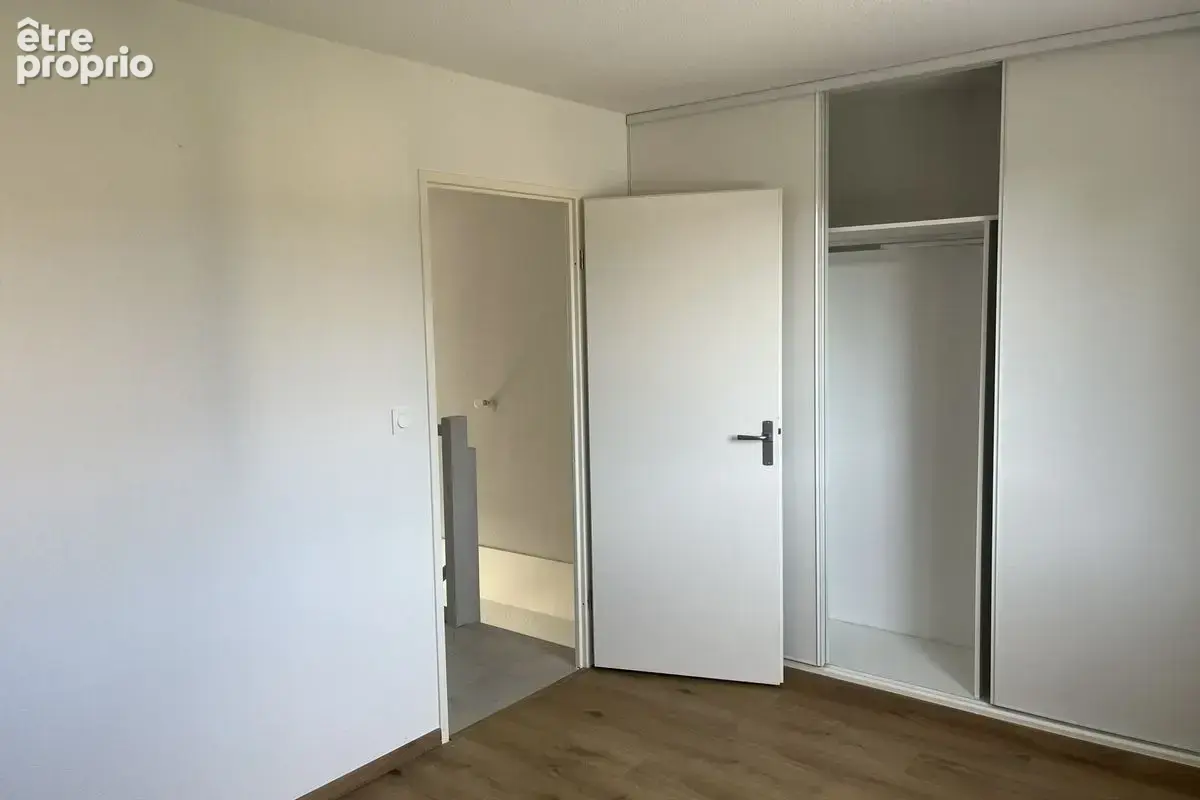 Maison récente T4  de 90 m² à Grisolles - photo 9