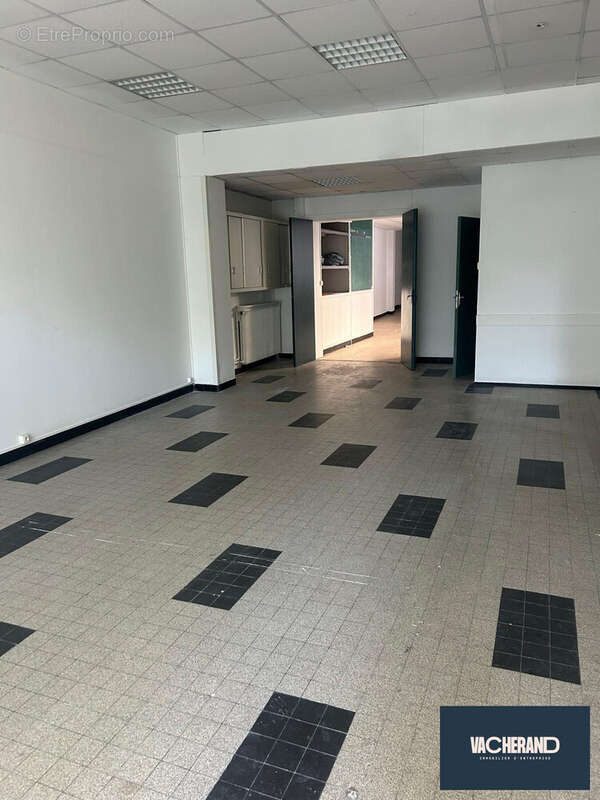 Commerce 213 m² à Lille  - photo 4