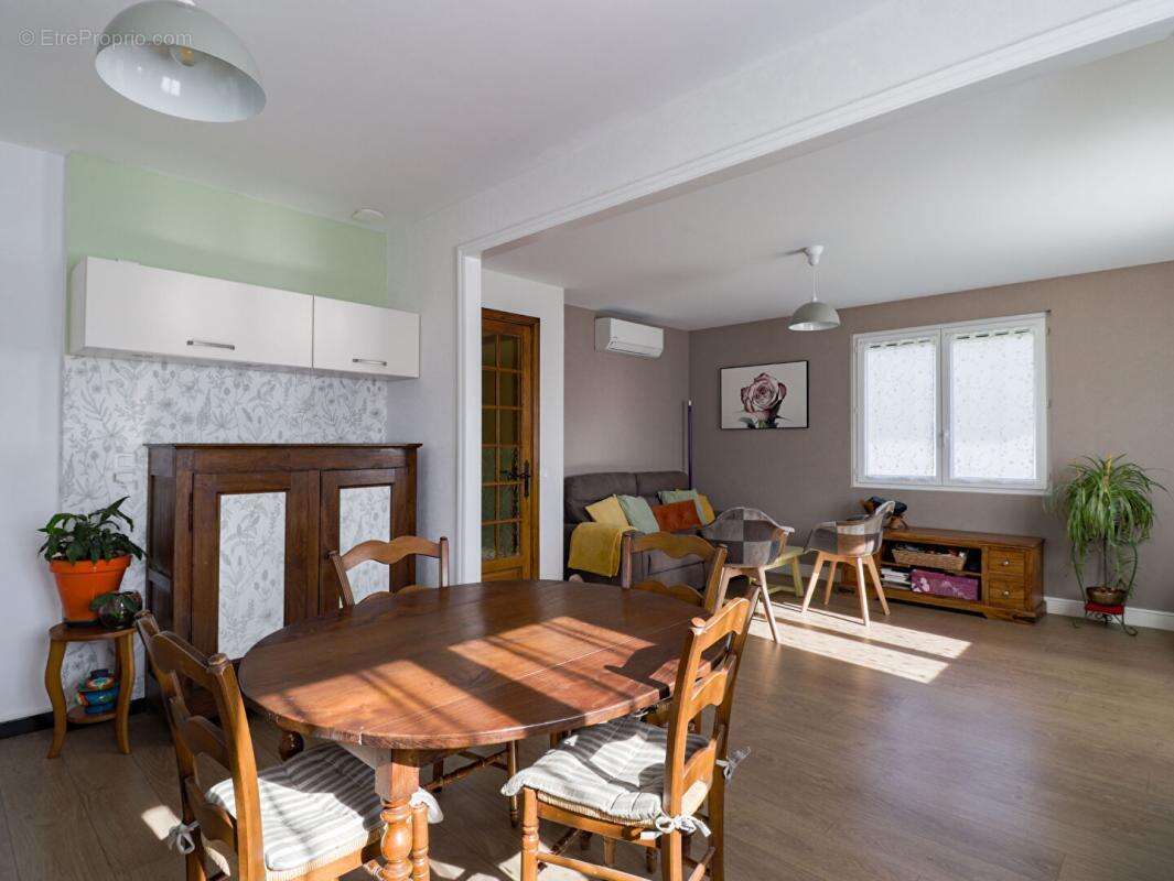 Maison à PONT-DE-LARN