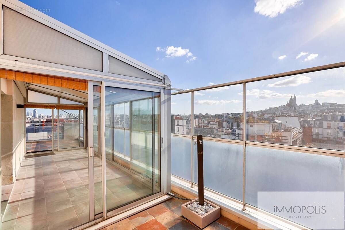 Appartement à PARIS-18E