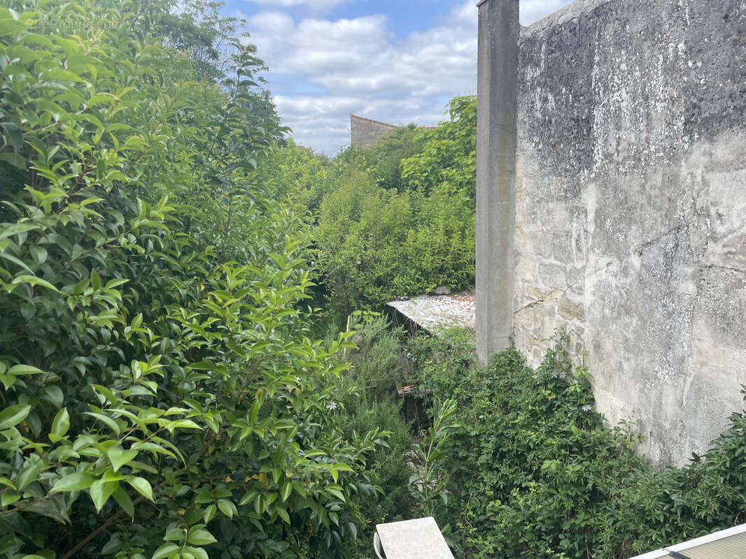 Maison à CASTILLON-LA-BATAILLE