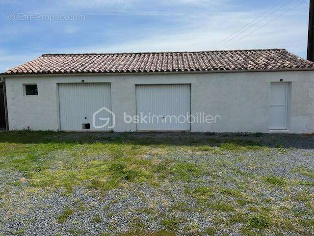 Maison de plain-pied sur grand terrain à Meursac - photo 11