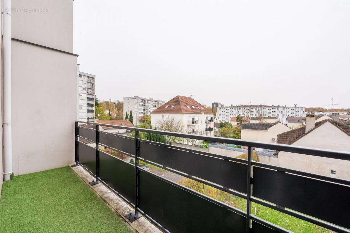 Appartement à LIVRY-GARGAN