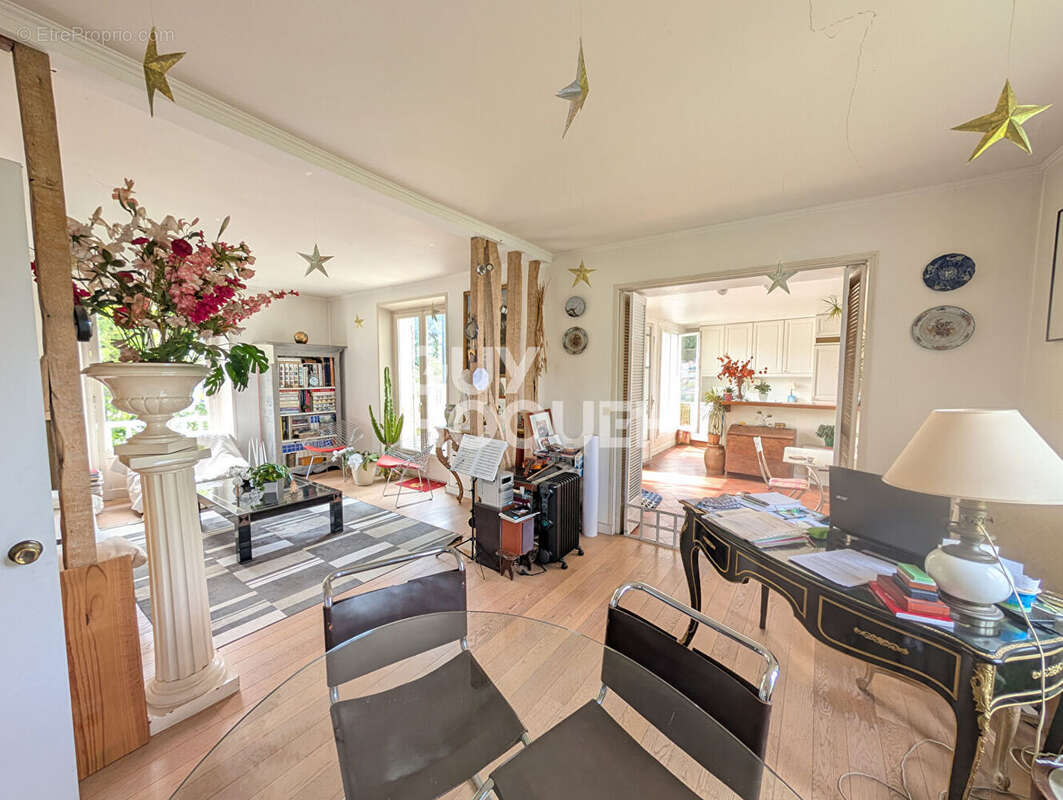 Maison à MARLY-LE-ROI