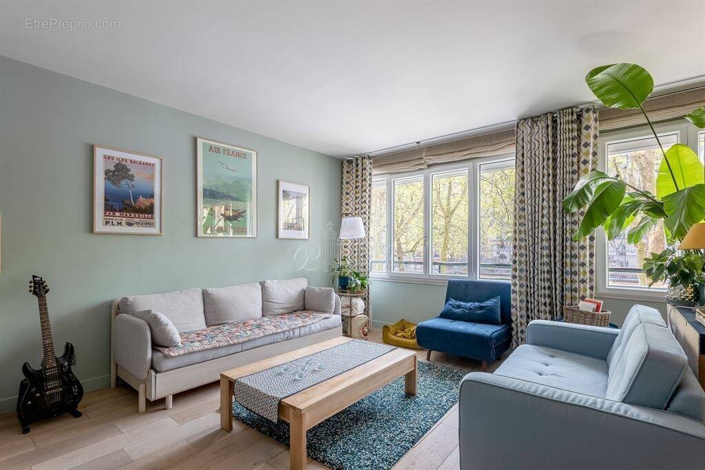 Appartement à PARIS-14E