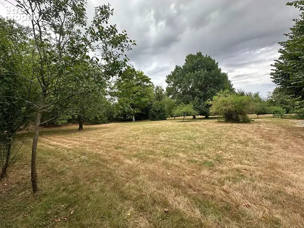 Photo Terrain à Smarves au prix de 66 000€