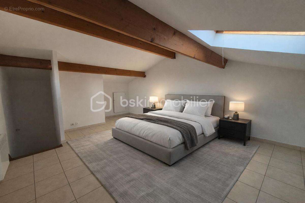 Appartement à OLLIOULES