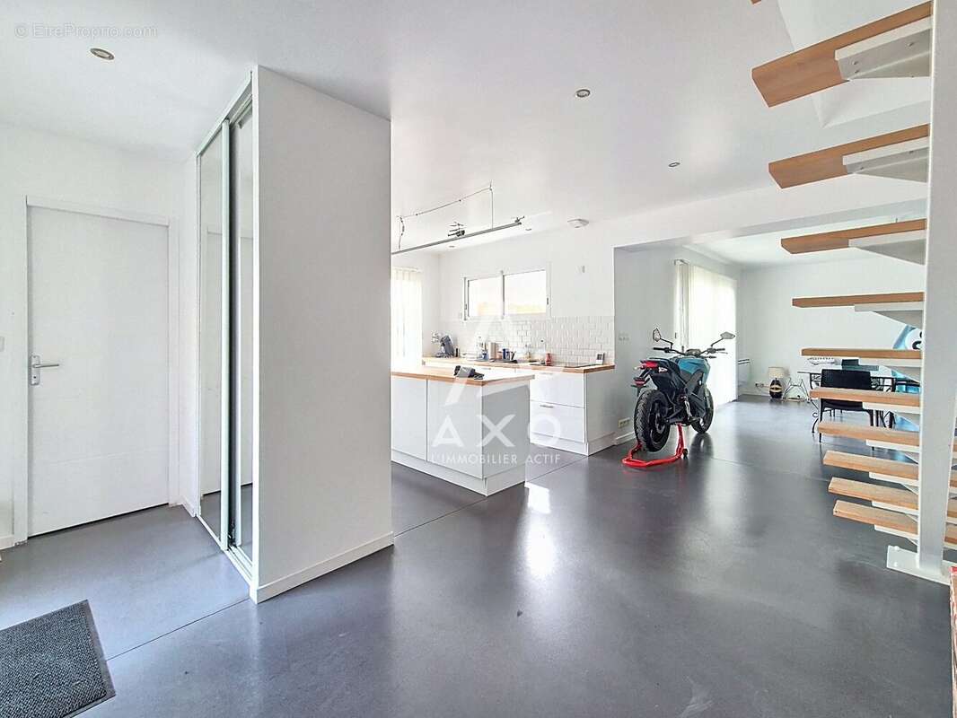 Maison à HAUDIVILLERS