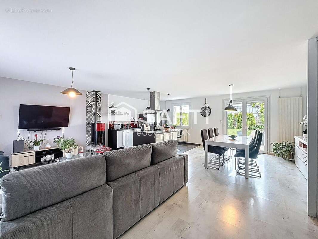 Maison 98 m² à Cerizay  - photo 3