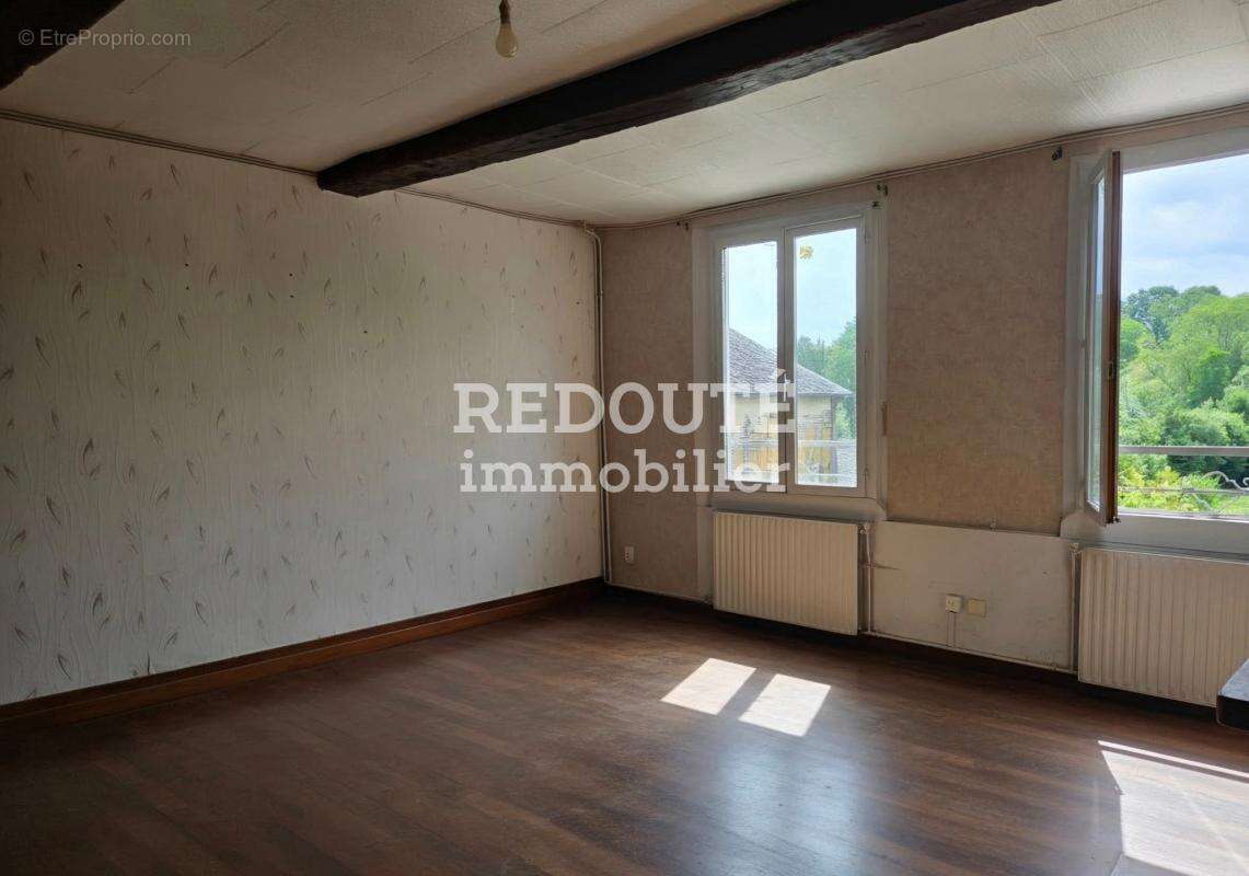 Maison ancienne à Wasigny – 104 m² avec jardin - photo 7